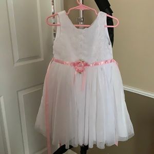 Girl dress
